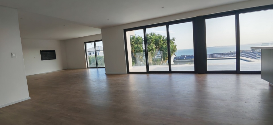 4 Bedroom Property for Sale in Dana Bay Western Cape